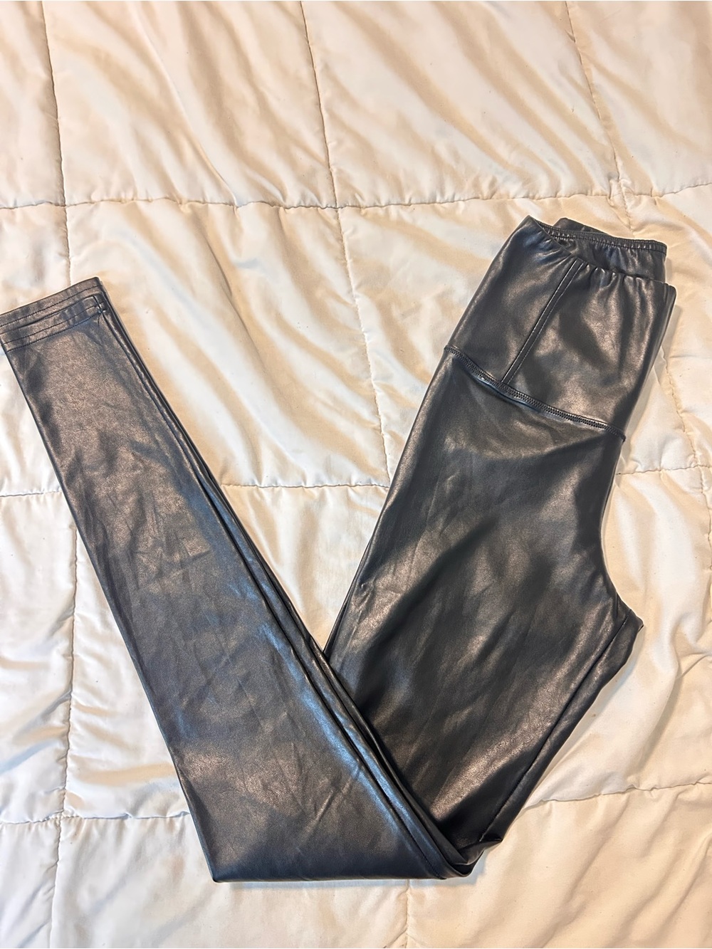 Aritzia Wilfred Free Daria Vegan Leather Legging - Black
